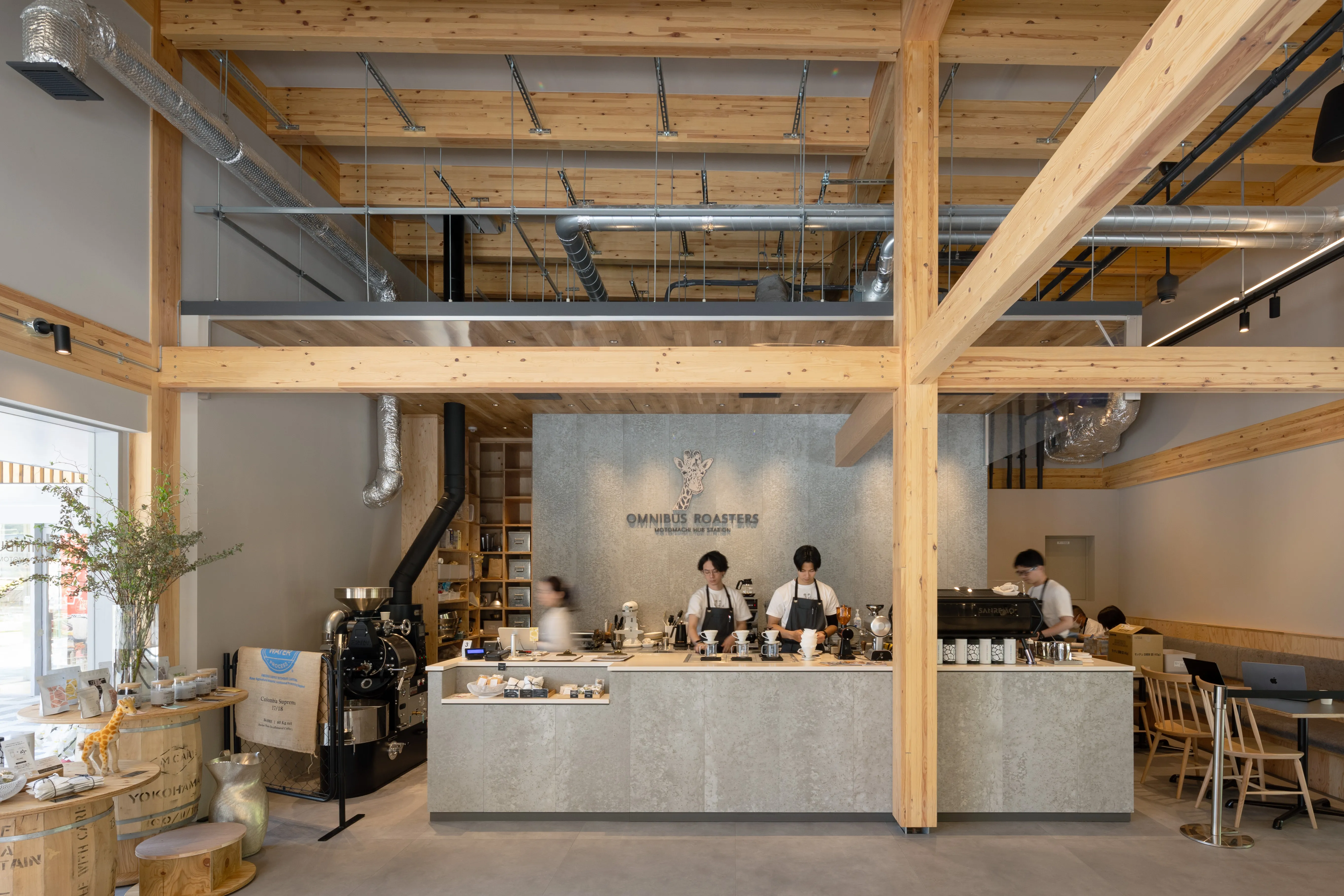 廿日市市発のスペシャリティコーヒー専門店「OMNIBUS ROASTERS MOTOMACHI HUB STATION」