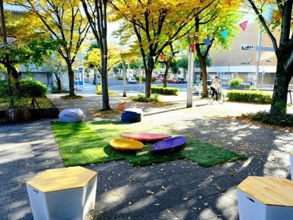 オリジナルで制作した什器を設置※11月に実施した社会実験の様子